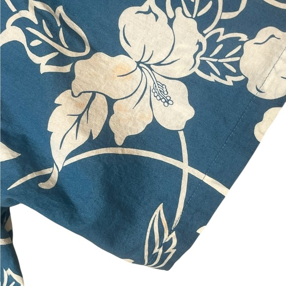 REYN SPOONER JOE KEALOHA Blue‎ and White Floral Popover Shirt - Picture 3 of 7